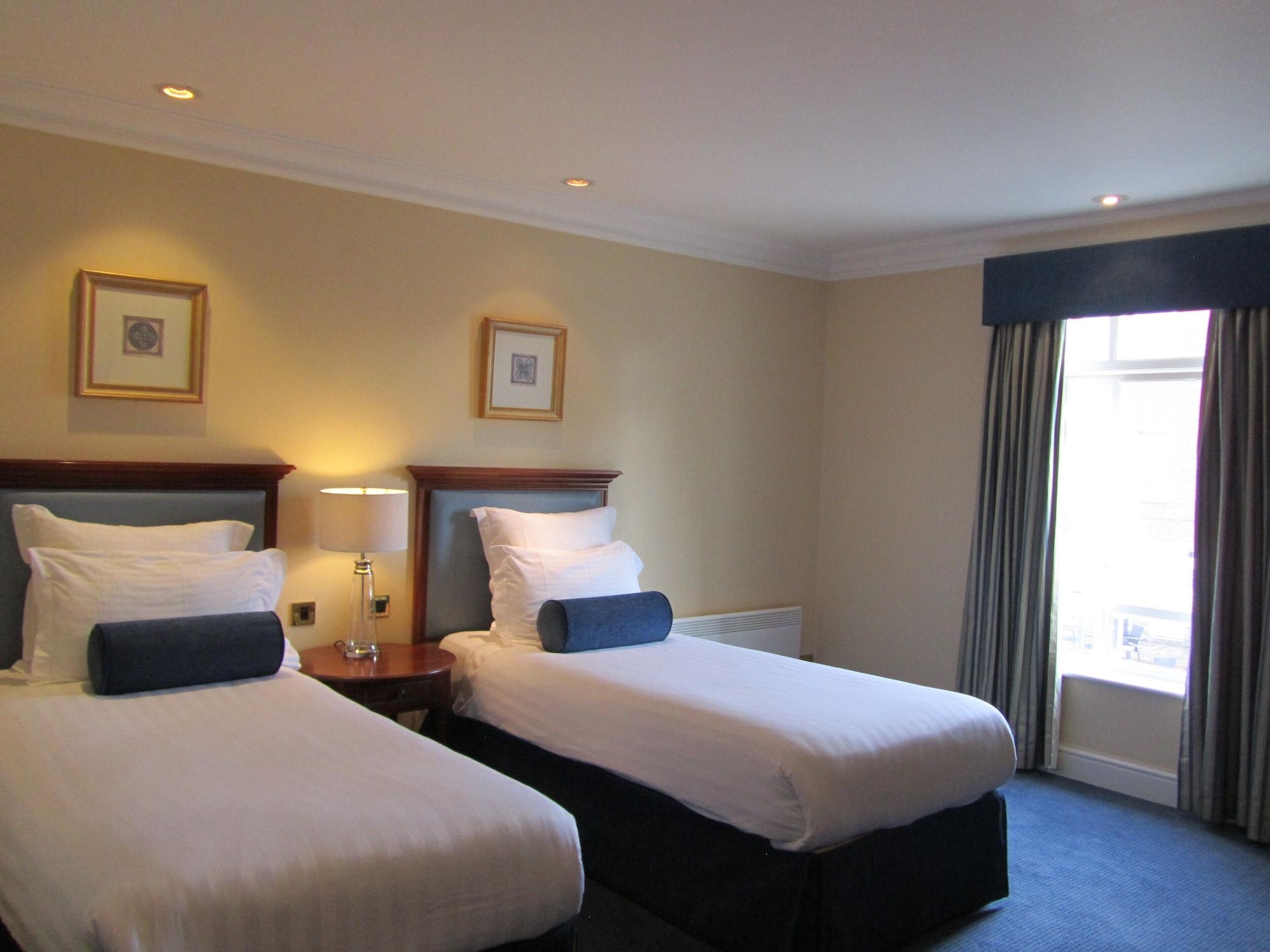 Best Western Plus Manor Hotel Nec Birmingham Solihull Exterior photo