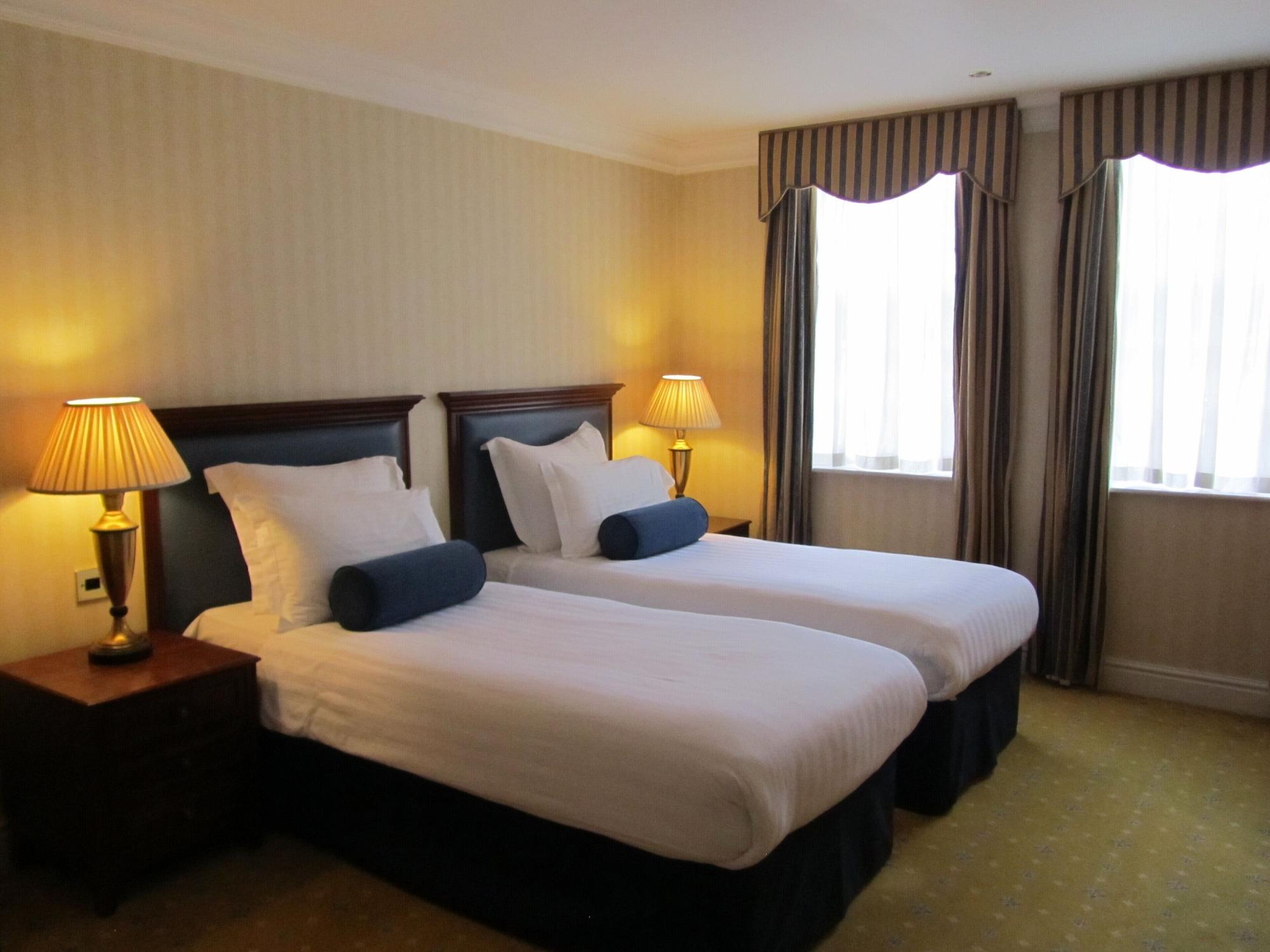 Best Western Plus Manor Hotel Nec Birmingham Solihull Exterior photo