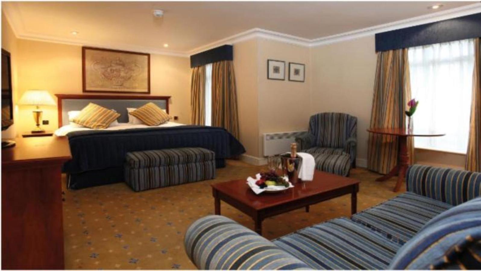 Best Western Plus Manor Hotel Nec Birmingham Solihull Exterior photo